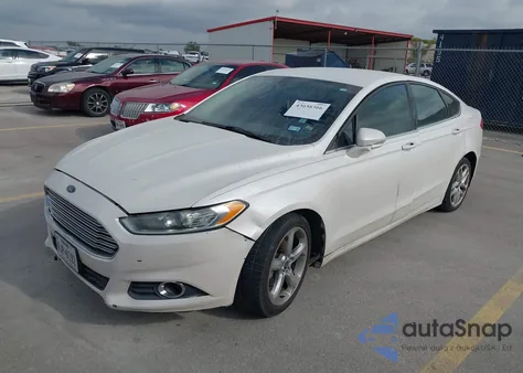 2013 Ford Fusion Se z USA, uszkodzony, nr VIN 3FA6P0HRXDR343192